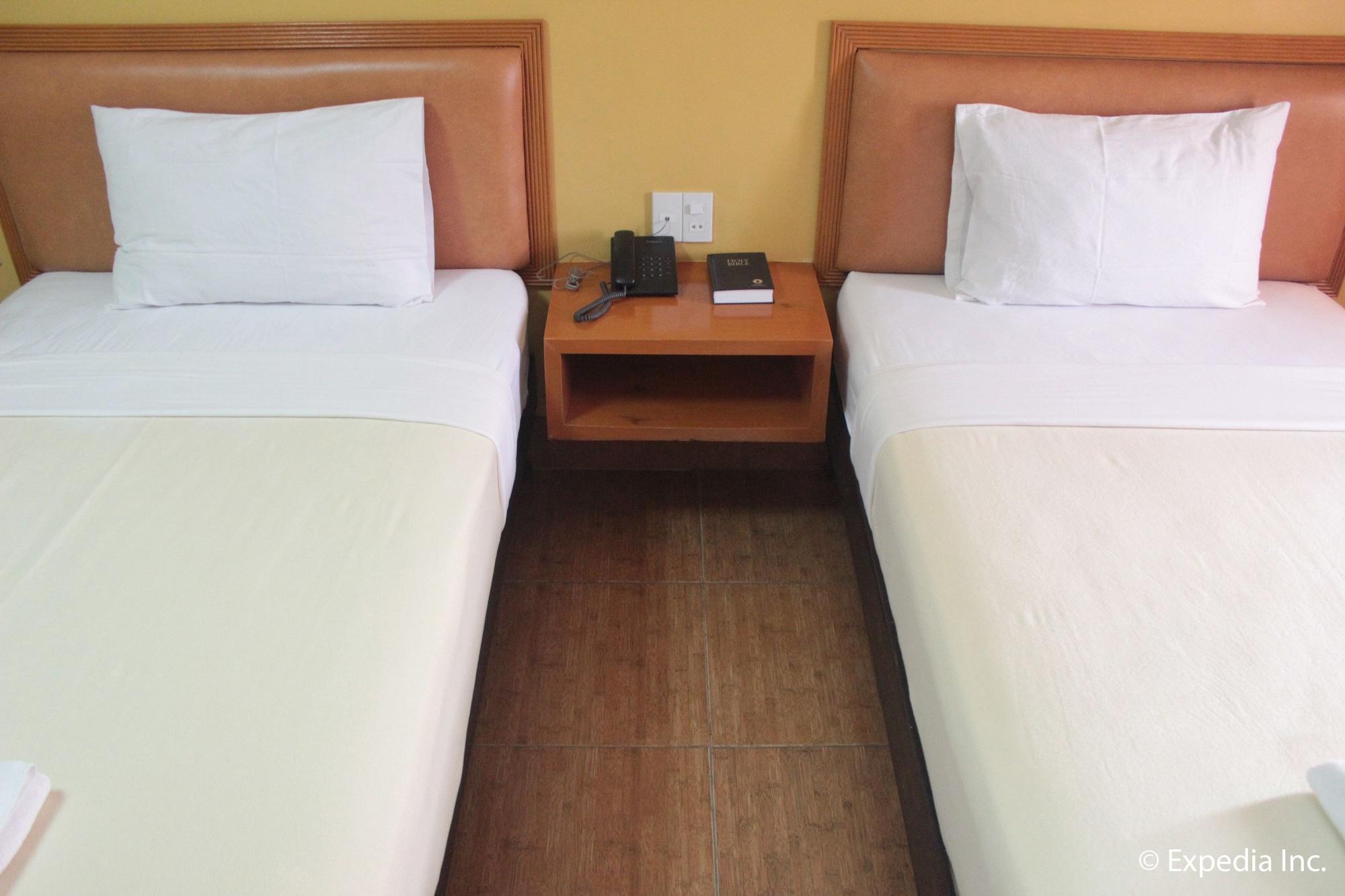 Pamulinawen Hotel Laoag Zewnętrze zdjęcie
