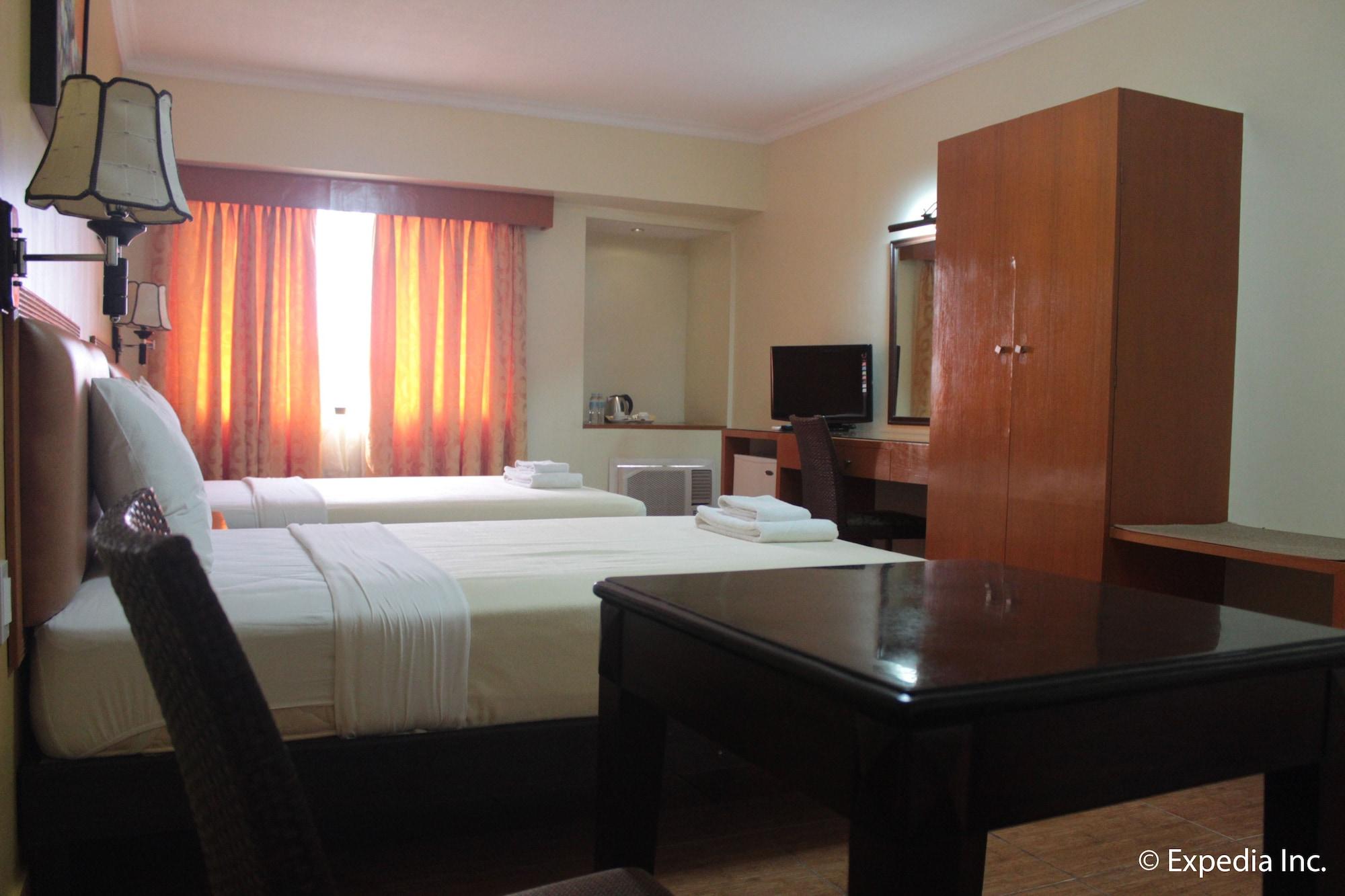 Pamulinawen Hotel Laoag Zewnętrze zdjęcie