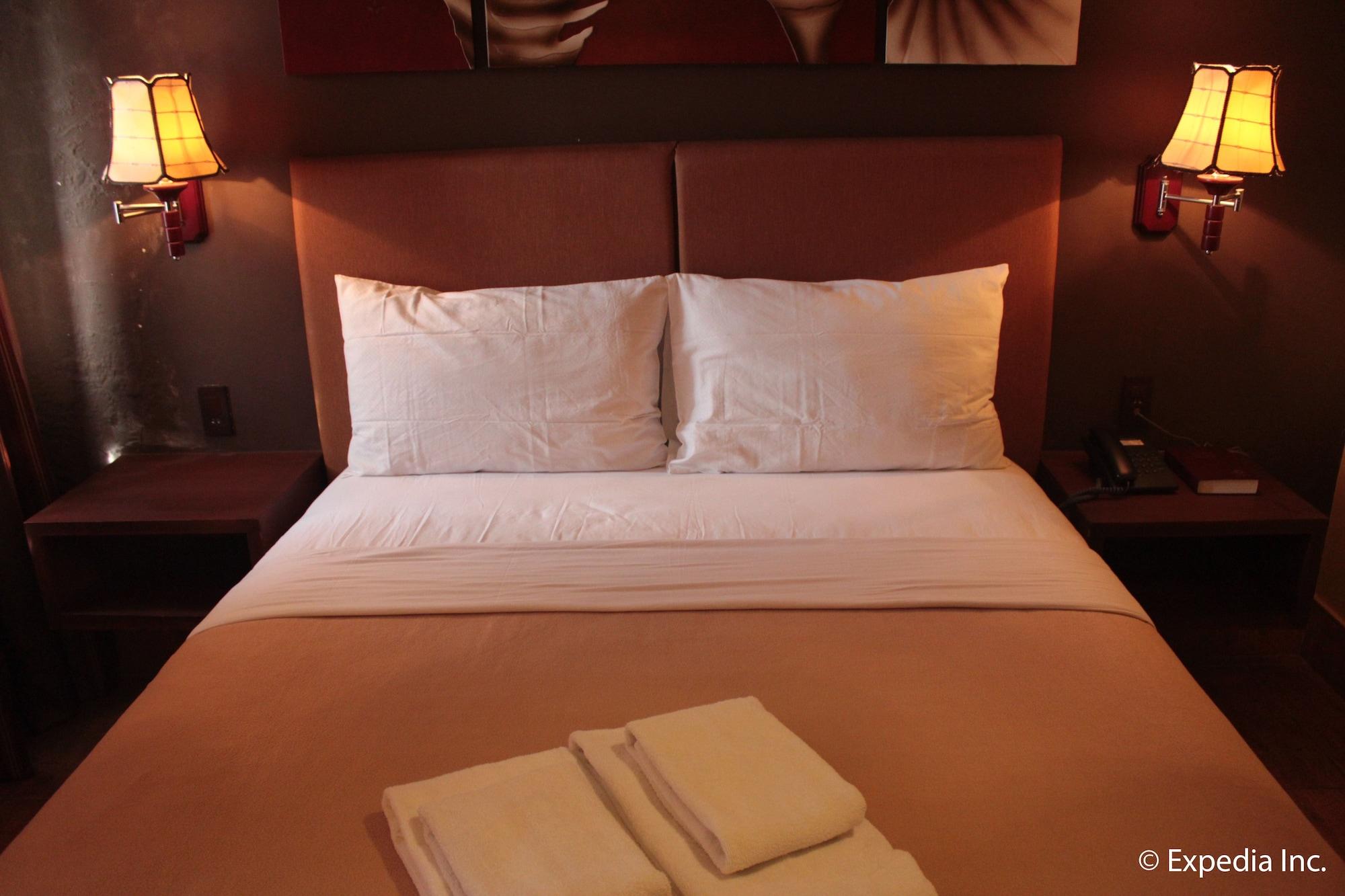 Pamulinawen Hotel Laoag Zewnętrze zdjęcie