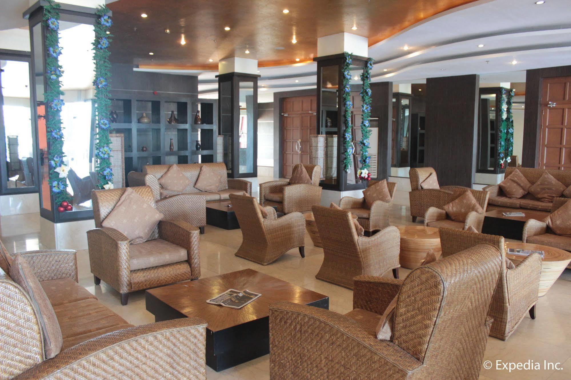 Pamulinawen Hotel Laoag Zewnętrze zdjęcie