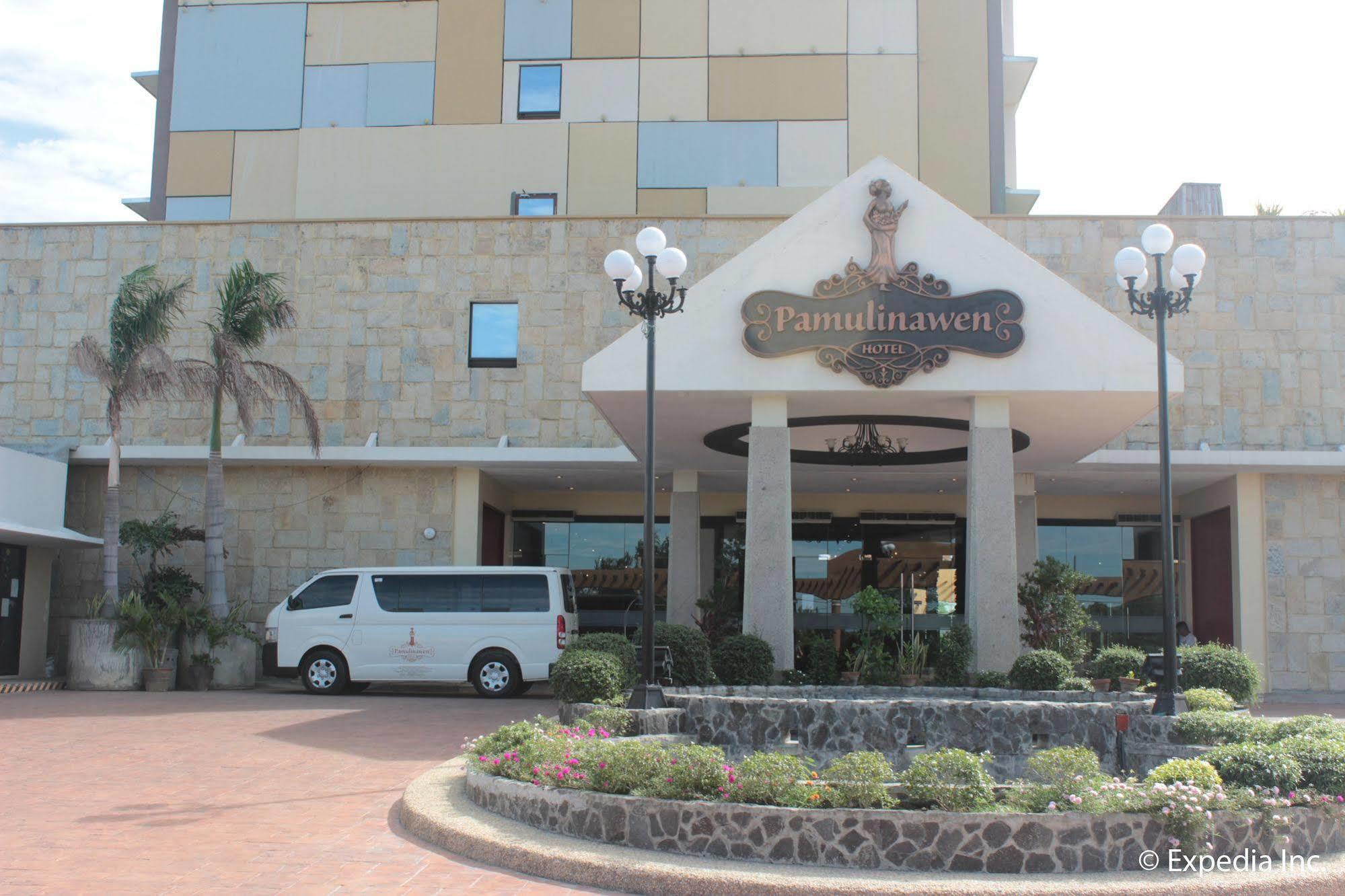 Pamulinawen Hotel Laoag Zewnętrze zdjęcie